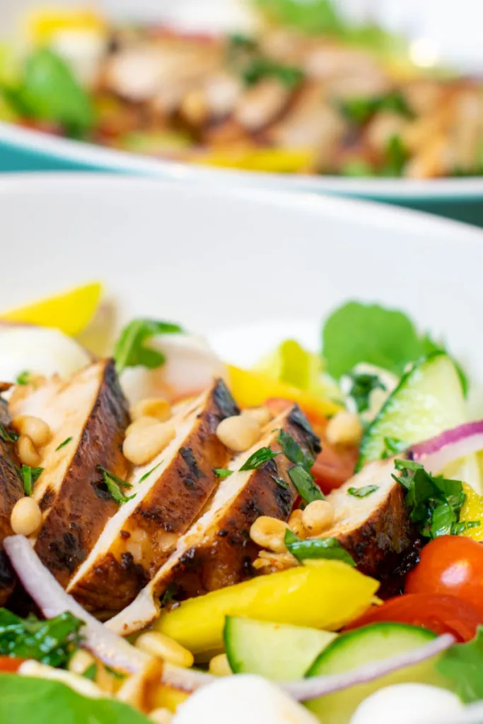 Grilled chicken mango salad