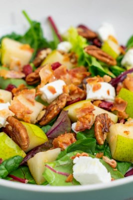 Pear salad