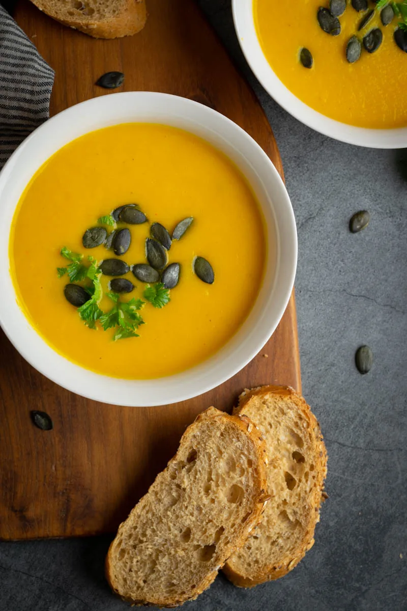 Creamy, vegan pumpkin soup with ginger and chilli