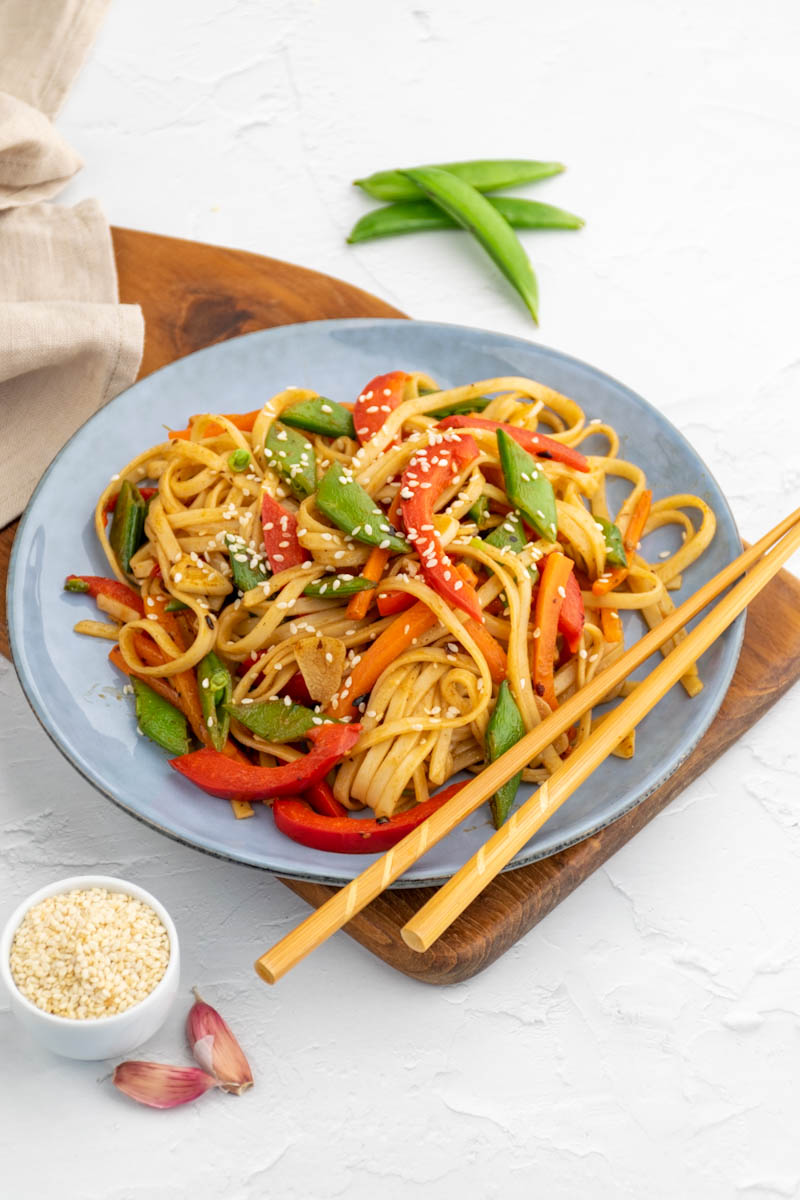 Chow mein noodles with vegetables | Good Balanced Food
