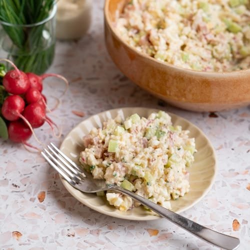 Sałatka z ryżem i jajkiem | Bezglutenowy przepis